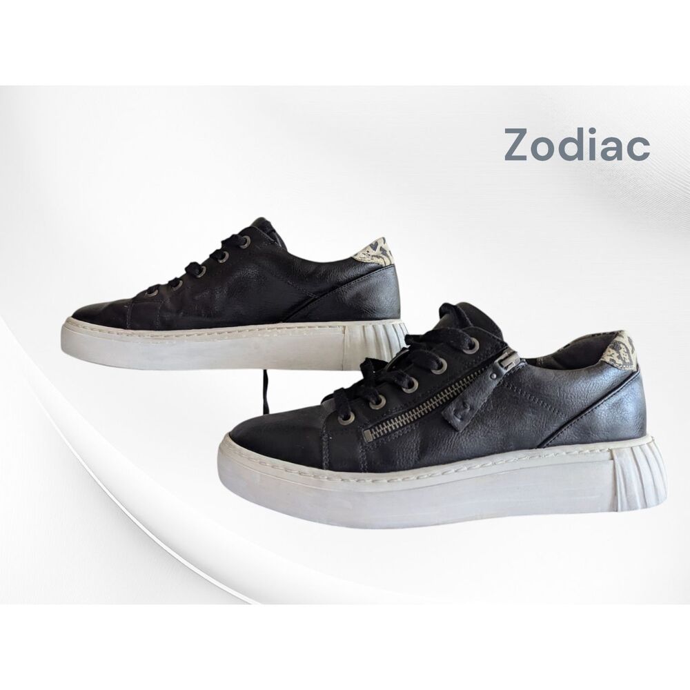 Zodiac Bardot Black Leather Zip Sneakers  Sz 9M